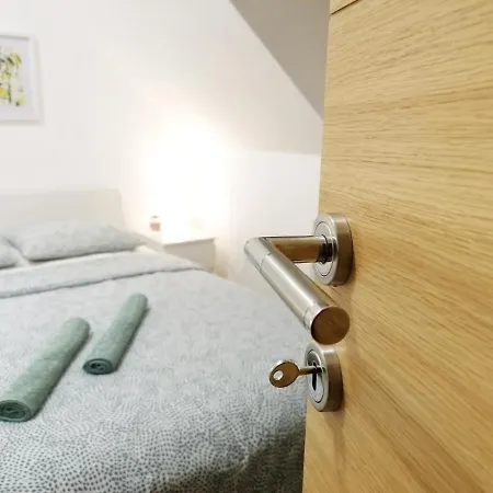 11 Breza * 兹拉蒂博尔